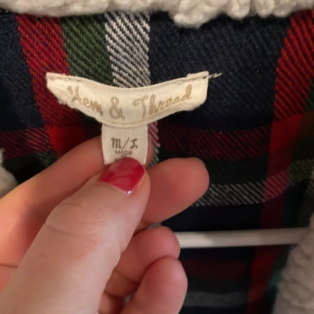 Hem & Thread plaid vest with Sherpa lined collar sz M/L blue green red white - Image 2