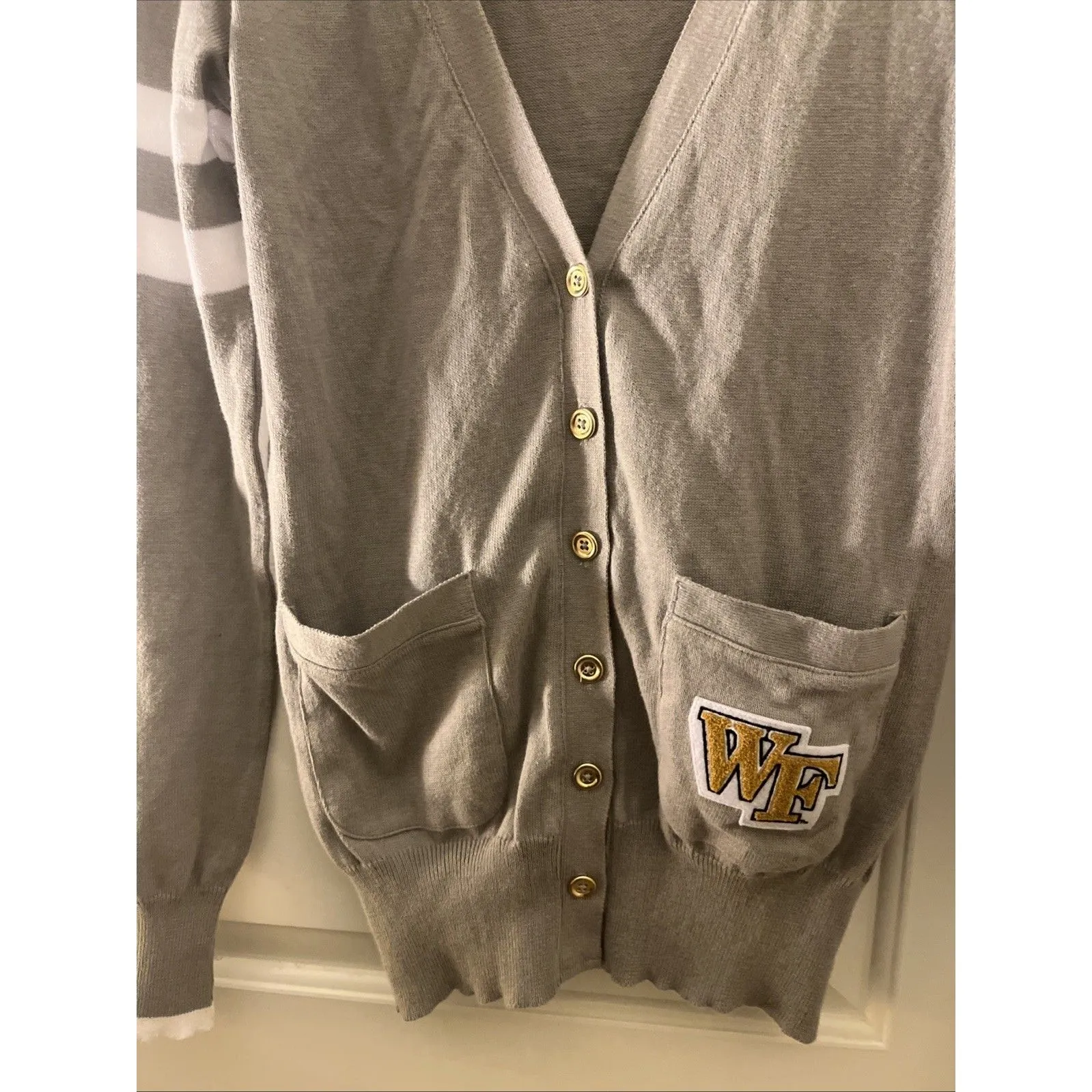 Wake Forest University Deacons Cardigan School House Women's Sweater Lightweight Size undefined - Image 3