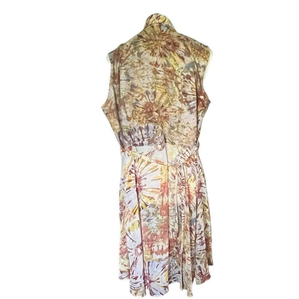 Logo by Lori Goldstein sheer Cascade Flowy ruffled vest. Size L. - Image 2