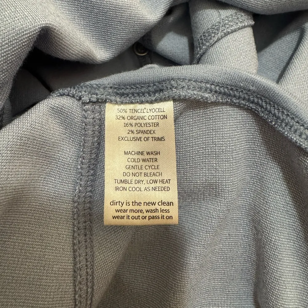 Women’s Horny Toad solid blue flat front skirt organic cotton blend Medium - Image 4