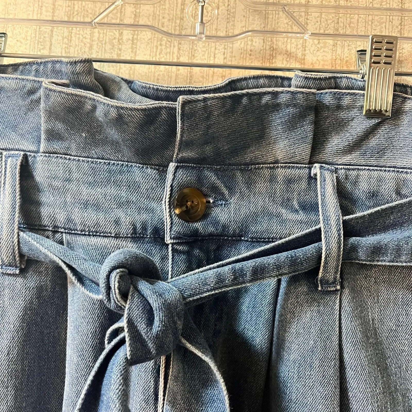Who What Wear  Paper Bag Waist Jeans‎ Size 4 - Image 4
