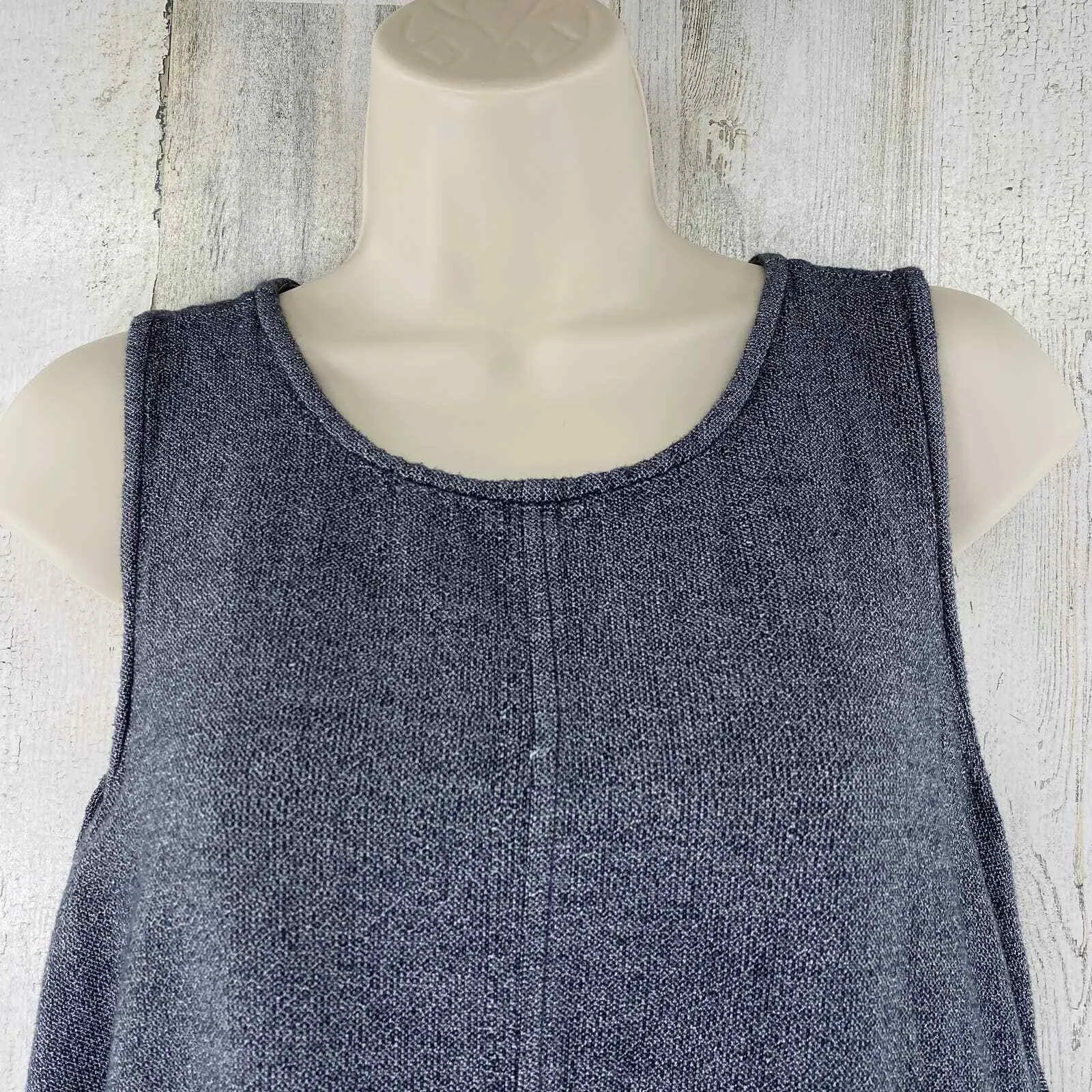 Dylan Shift Dress Womens Small Gray Knit‎ Raw Hem Pockets Button at nape - Image 3