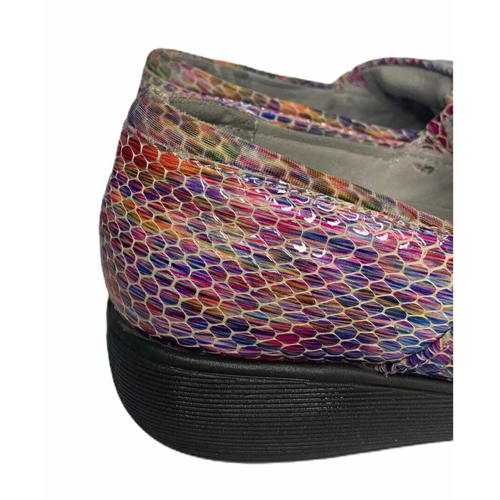Womens Greys Anatomy Softwalk Meredith Kaleidoscope Mermaid Clogs Leather 6.5 - Image 2