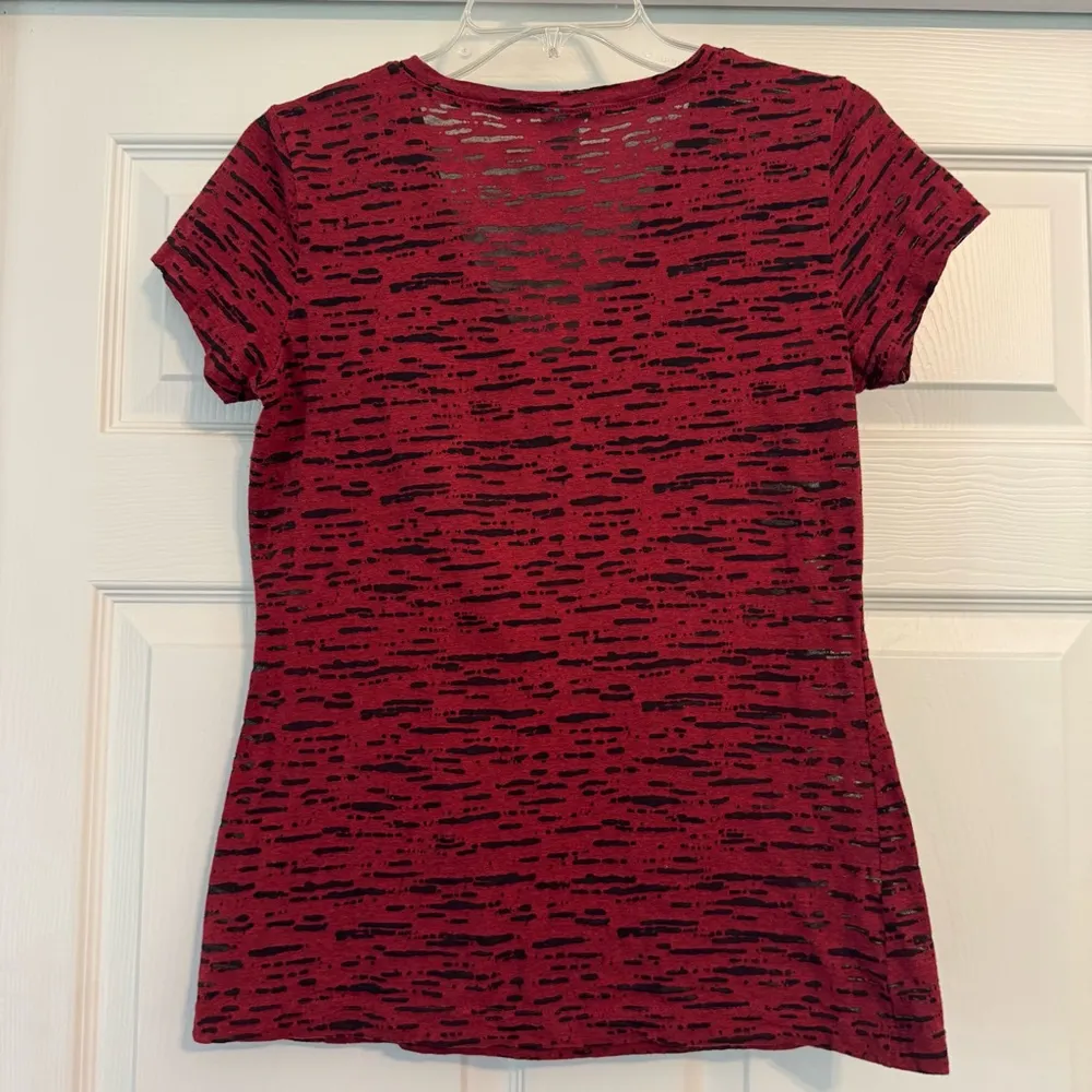 Women's NFL Team Apparel Kansas City Chiefs T-Shirt Size M Red Black Burnout - Image 2