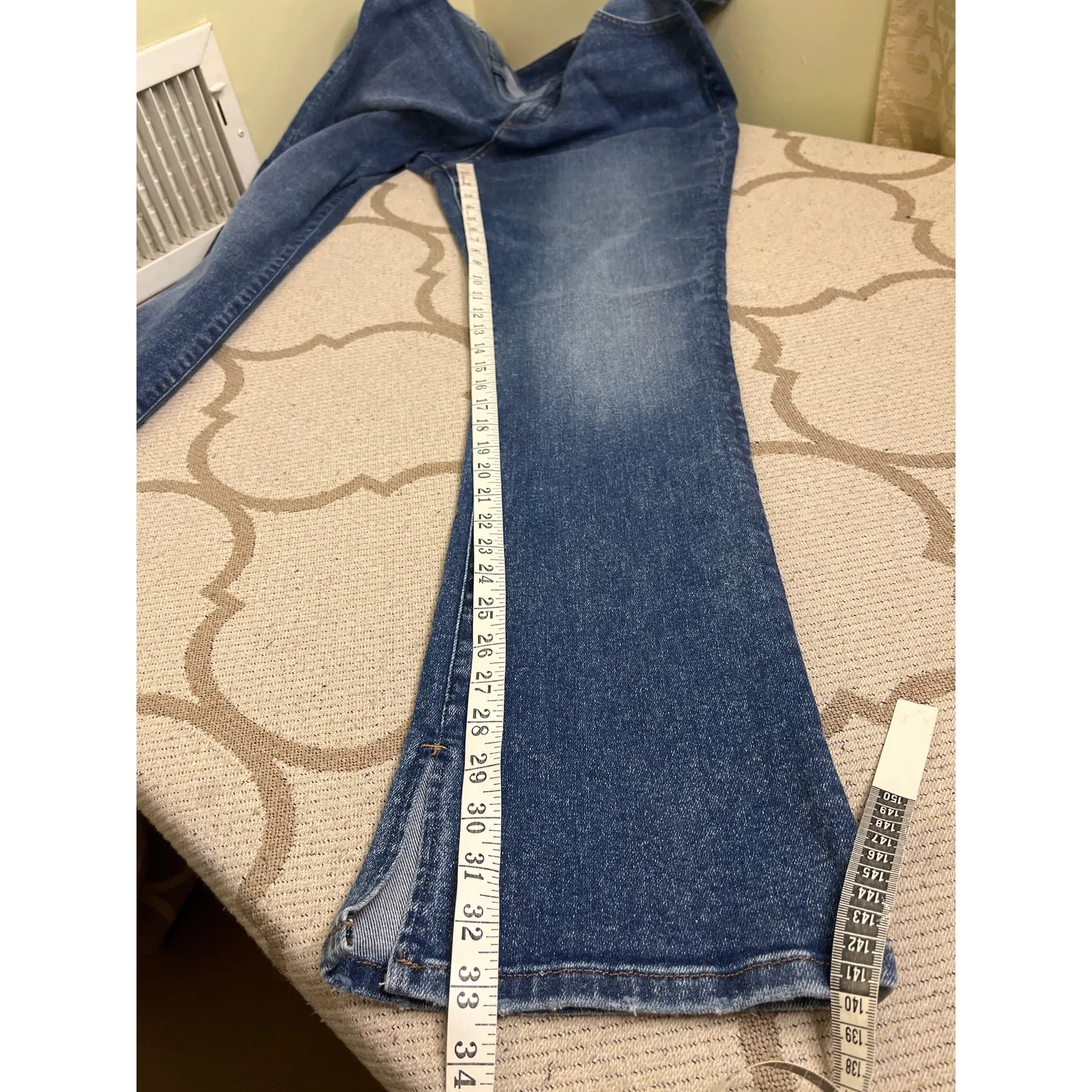 Express Skyscraper Midrise conscious edit blue jeans, slit hems, size 16R - Image 6