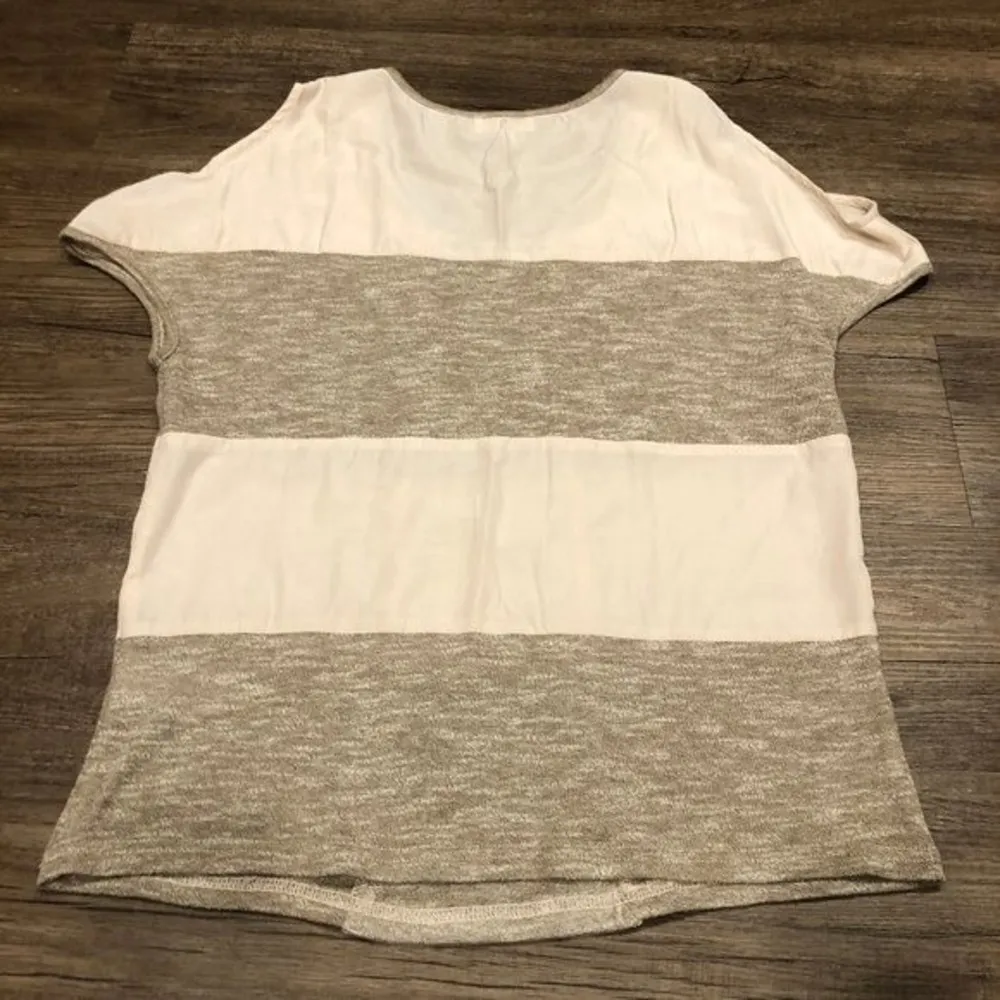 Miss Me Cold Shoulder Blouse Shirt Ball Chain Grunge Detail S SM Small Cream Tan - Image 5