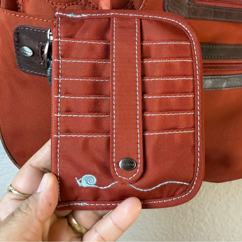 Mosey Roamer crossbody bag Red - Image 9