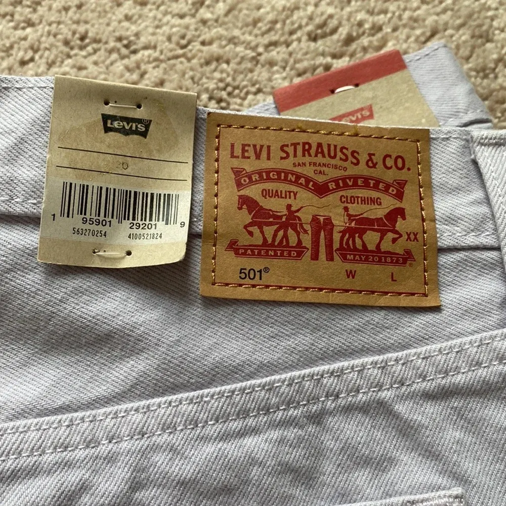 Levi’s 501‎ Shorts High Rise Cutoffs Denim 100% Cotton Washed Lilac Size 30 - Image 8