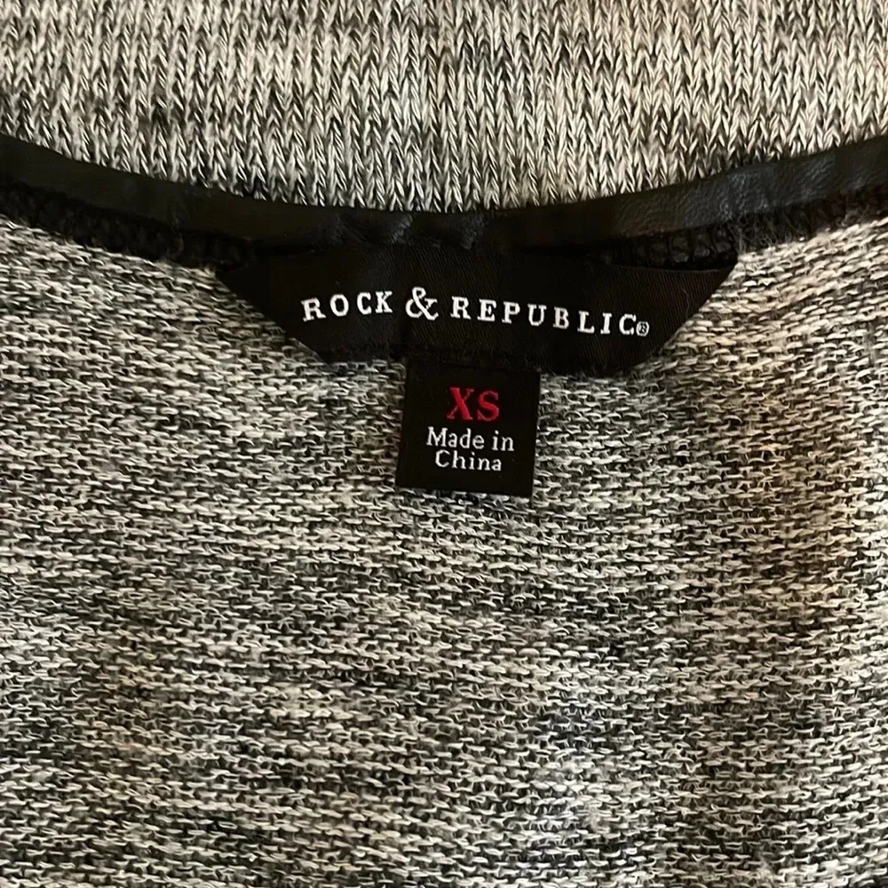 Rock & Republic sleeveless shirt XS - Image 3