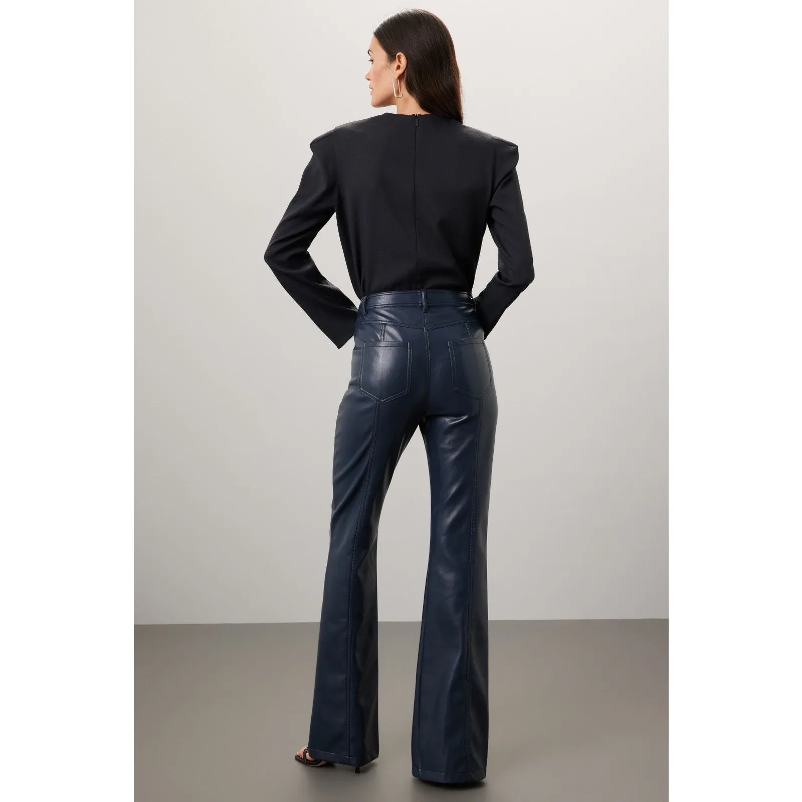 CINQ À SEPT Blue Faux Leather Vegan Front Button Closure Shanis Pants Size 6 - Image 2