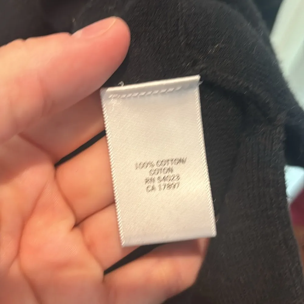 Banana Republic sweater - Image 4