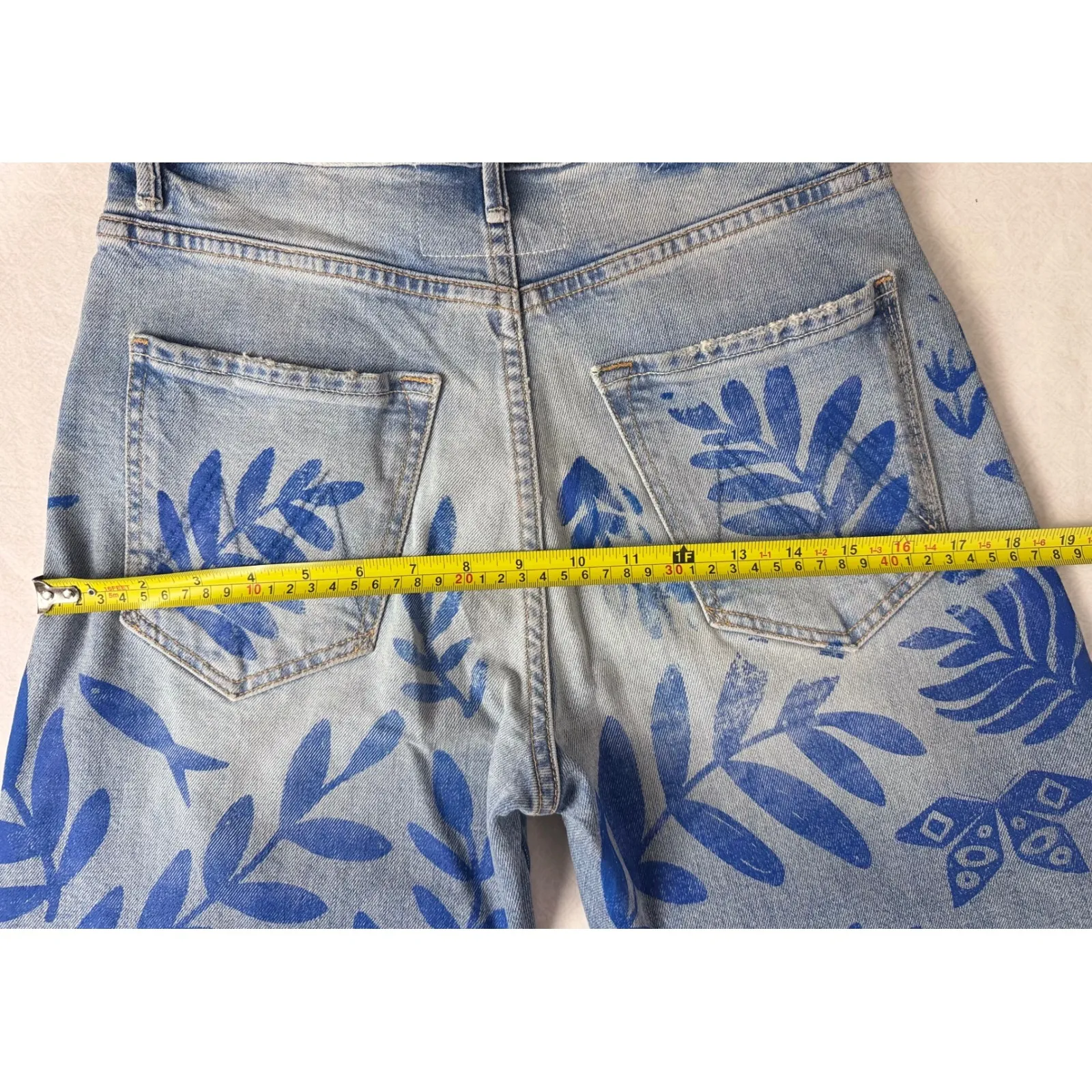 MOTHER Superior Wide Leg Jeans Blue Leaf Butterfly Print Light Wash size 26‎ - Image 10