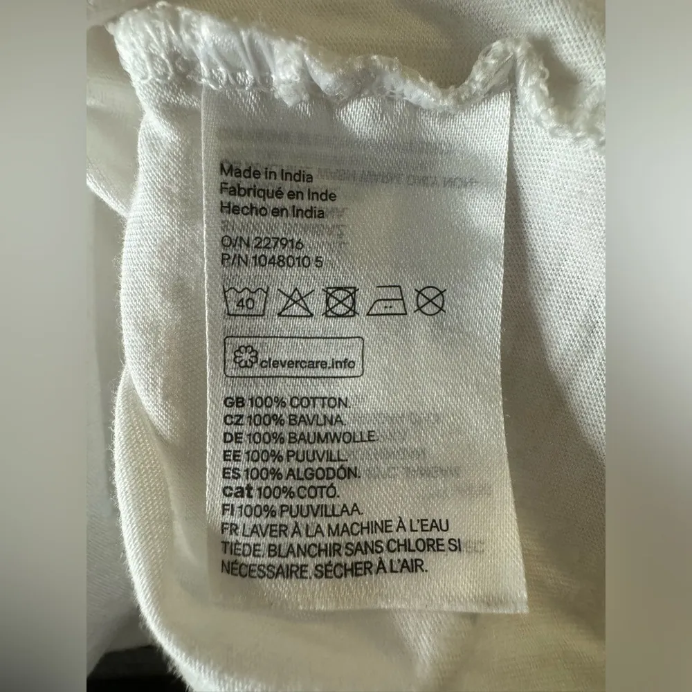 H&M Cherry Crop Top Size XL - Image 7