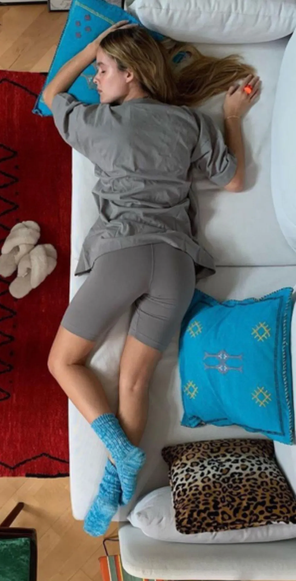 Kim Hemp Lounge Tee - Image 4