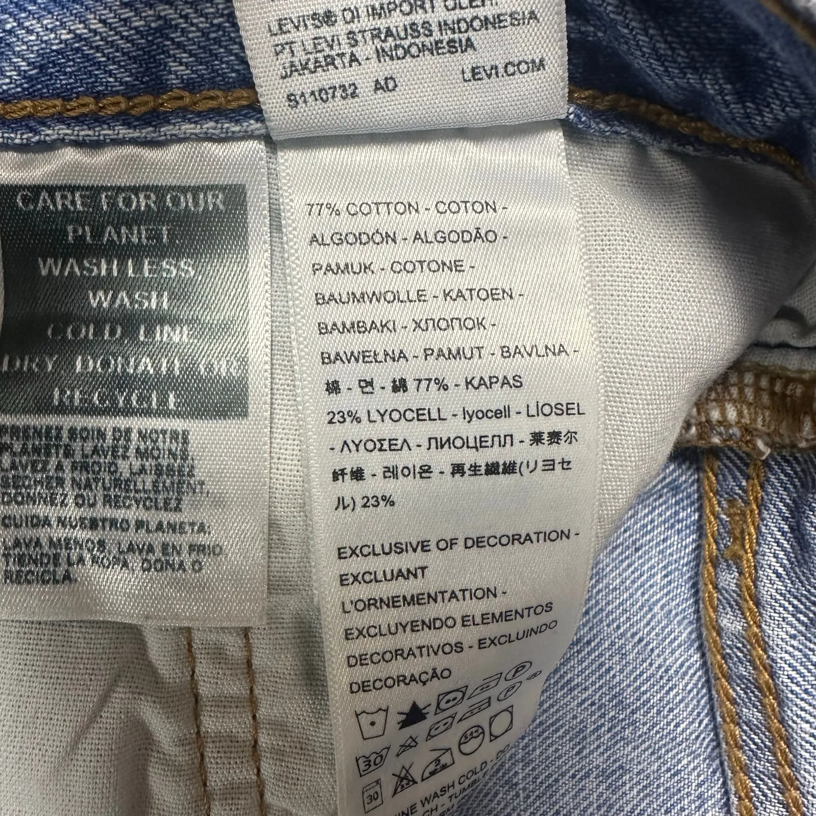 Levi’s 501 '90s Lightweight Straight Leg Jeans A8421 Blue Size 30 - Image 6