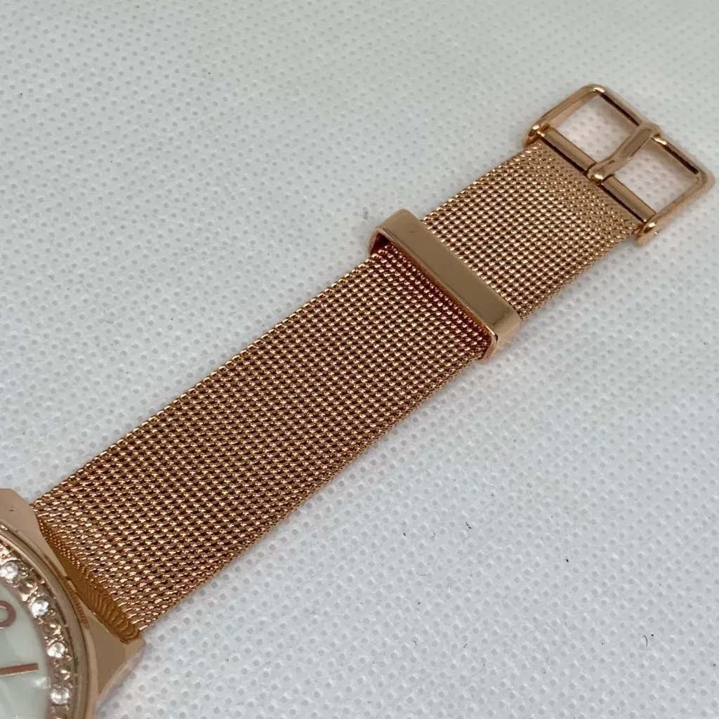 Women’s rose gold tone watch 35mm round case quartz analog mesh band running - Image 4