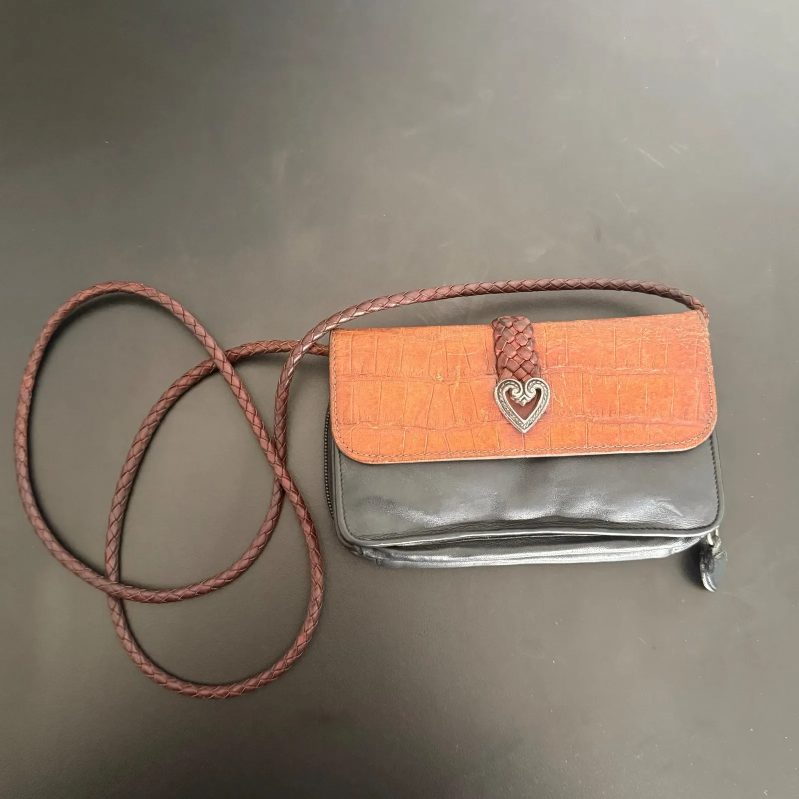 Vintage Brighton Crossbody‎ Bag Organizer Leather Heart Accent Brown Black Woven - Image 10