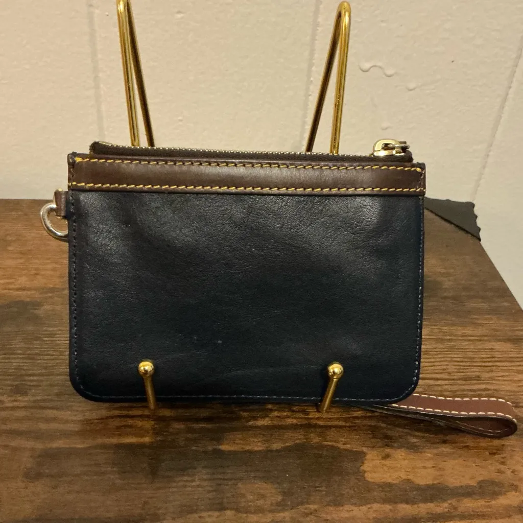 HTF Rare Vintage Dooney & Bourke Zip Leather Card Case Navy Blue Wristlet Wallet - Image 2