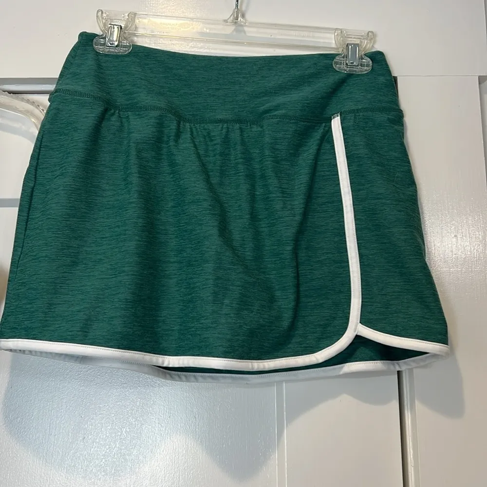 Athletic Works set green with White Edging tank and skirt size small (4-6). - Image 9