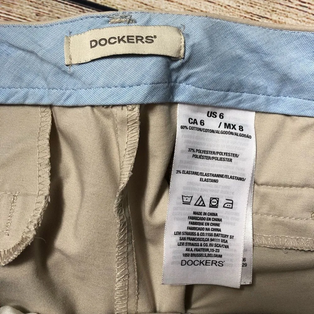 Dockers Levi Strauss capri with belt croc embossed - Image 4