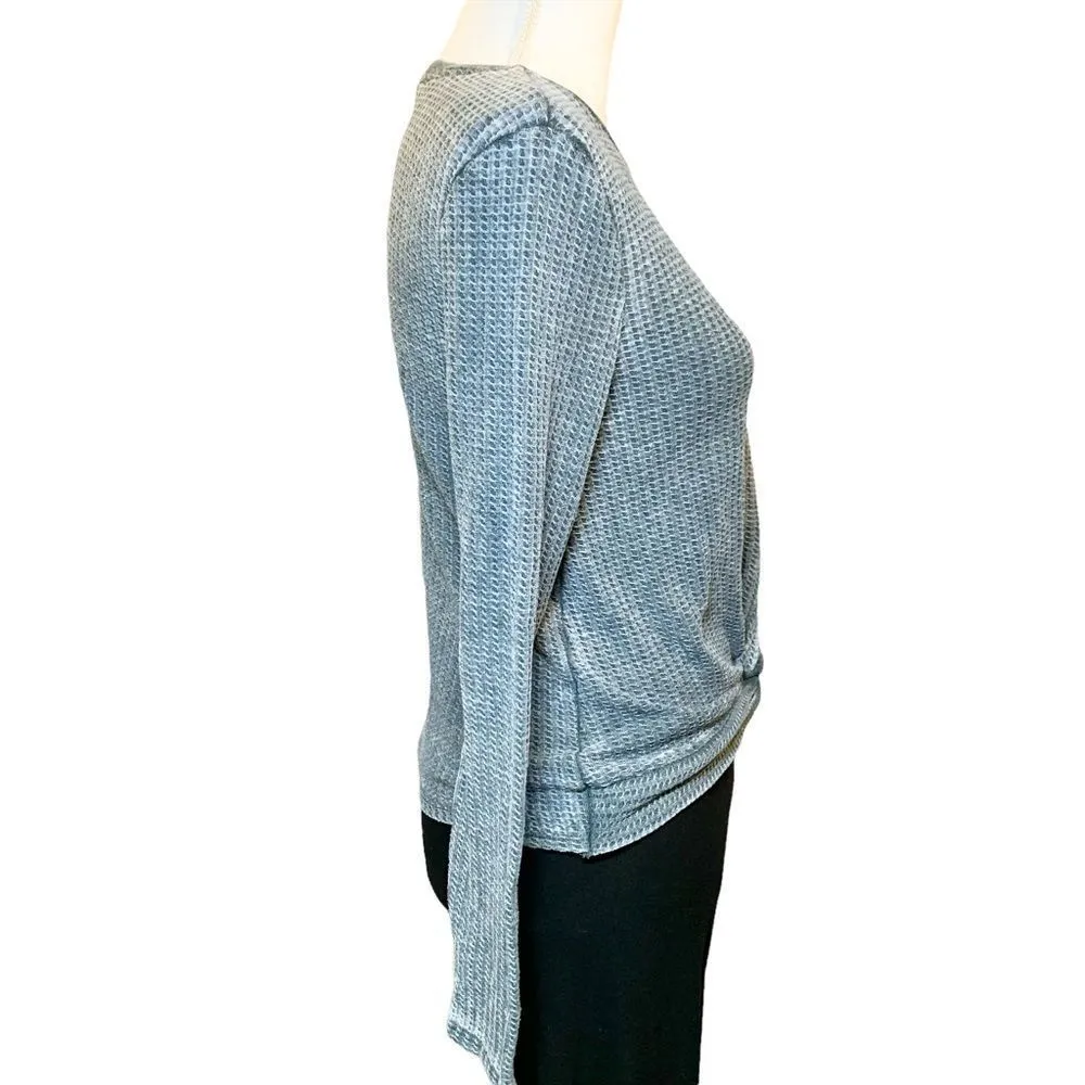 WOMEN’S 𝅺VANILLA Star teal twist front waffle knit top - Image 3