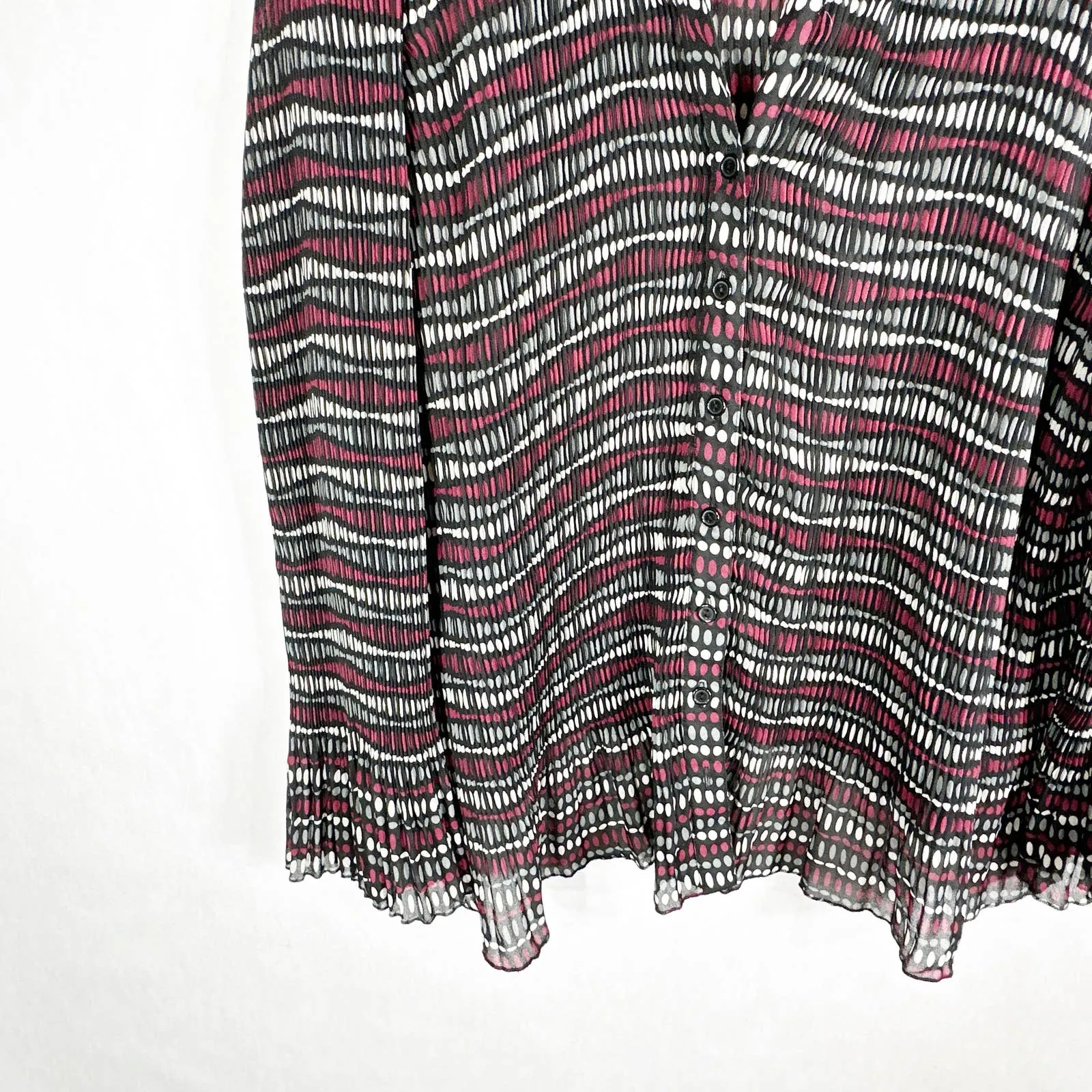 Lane‎ Bryant Plus Size 18W 20W Top Black Red Gray Accordion Pleated Chiffon 1600 - Image 4