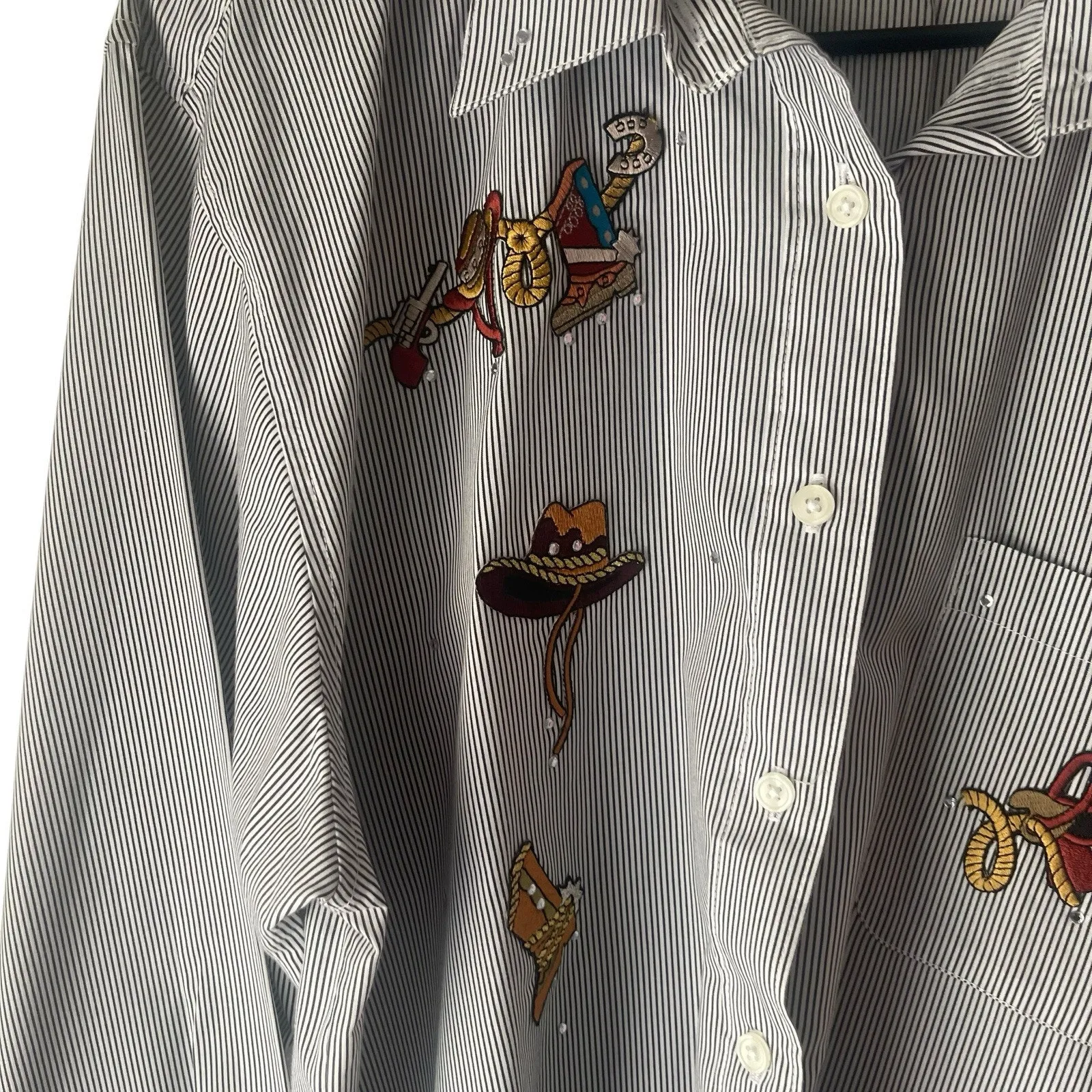 Las Olas Vintage 90s Large Westen Embroidered Black Striped Button‎ Up - Image 3