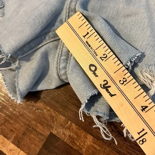 Wild Fable Womens High Rise Cutoff Denim Shorts Size 6 Light Wash‎ Distressed - Image 7