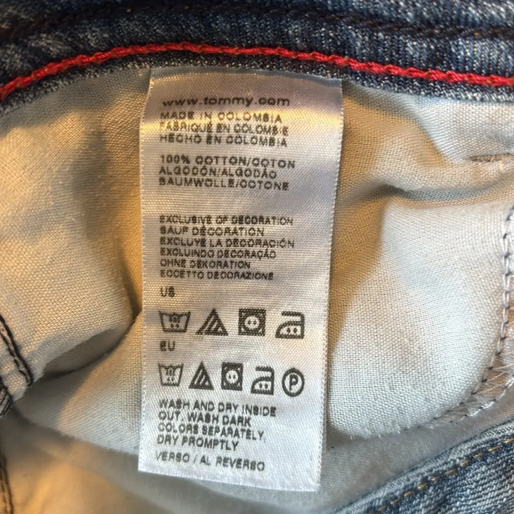 Tommy Hilfiger Blue Jean Shorts Distressed Size 8 - Image 5