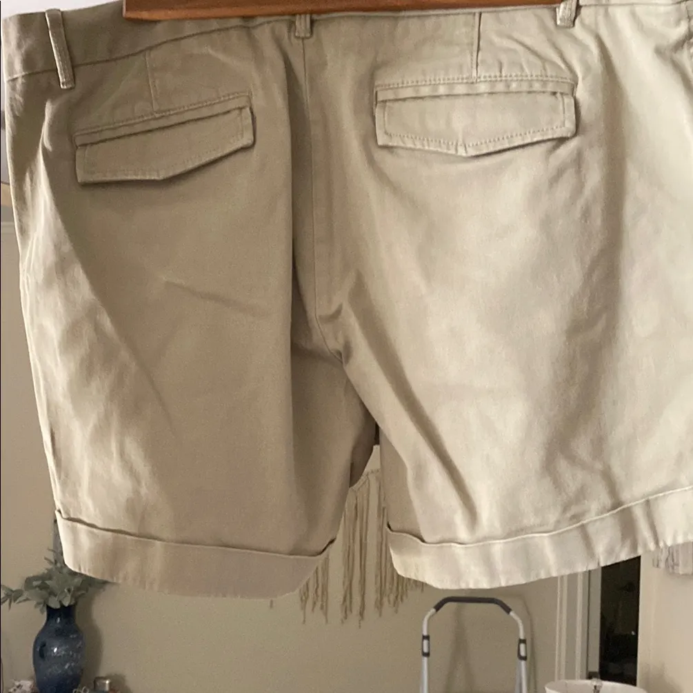 Banana Republic Tan Bermuda Shorts Classic Design - Image 2