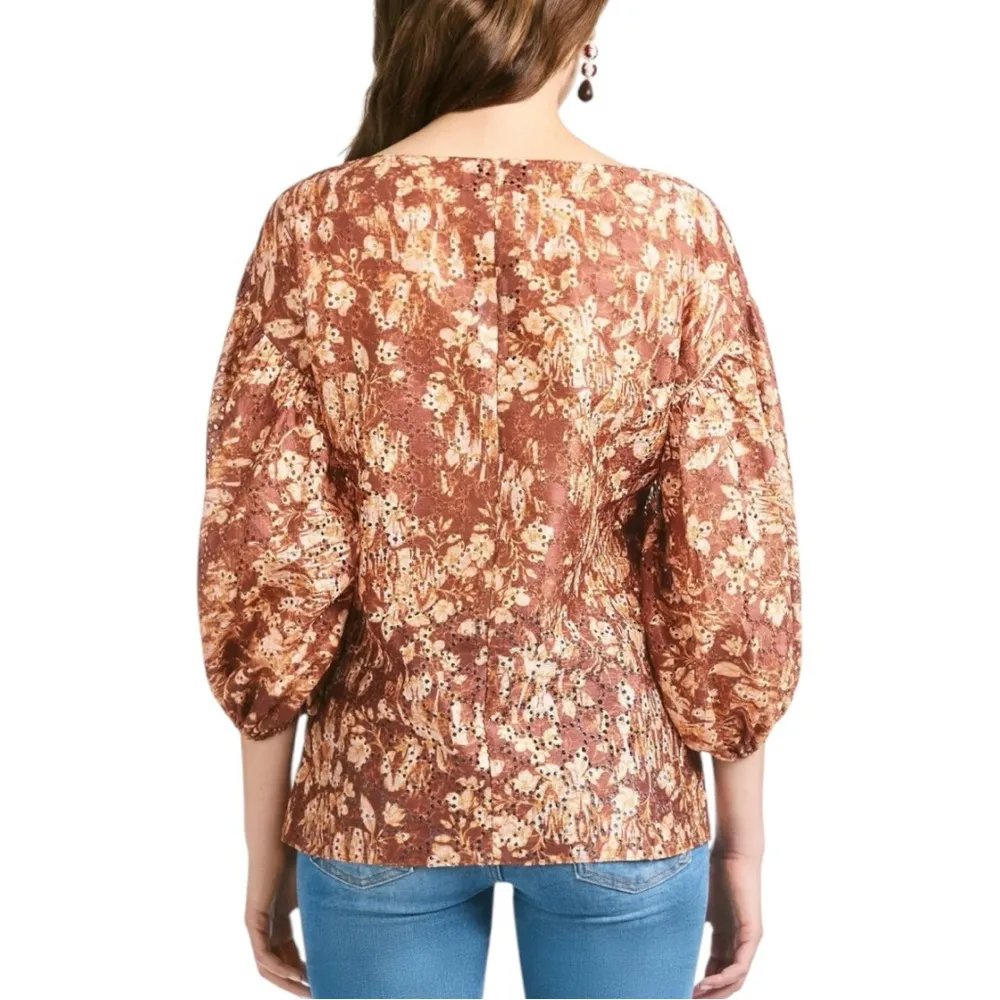 Sachin & Babi Mallory Blouse in Burgundy Peony Floral size XS Eyelet NWT - Image 3