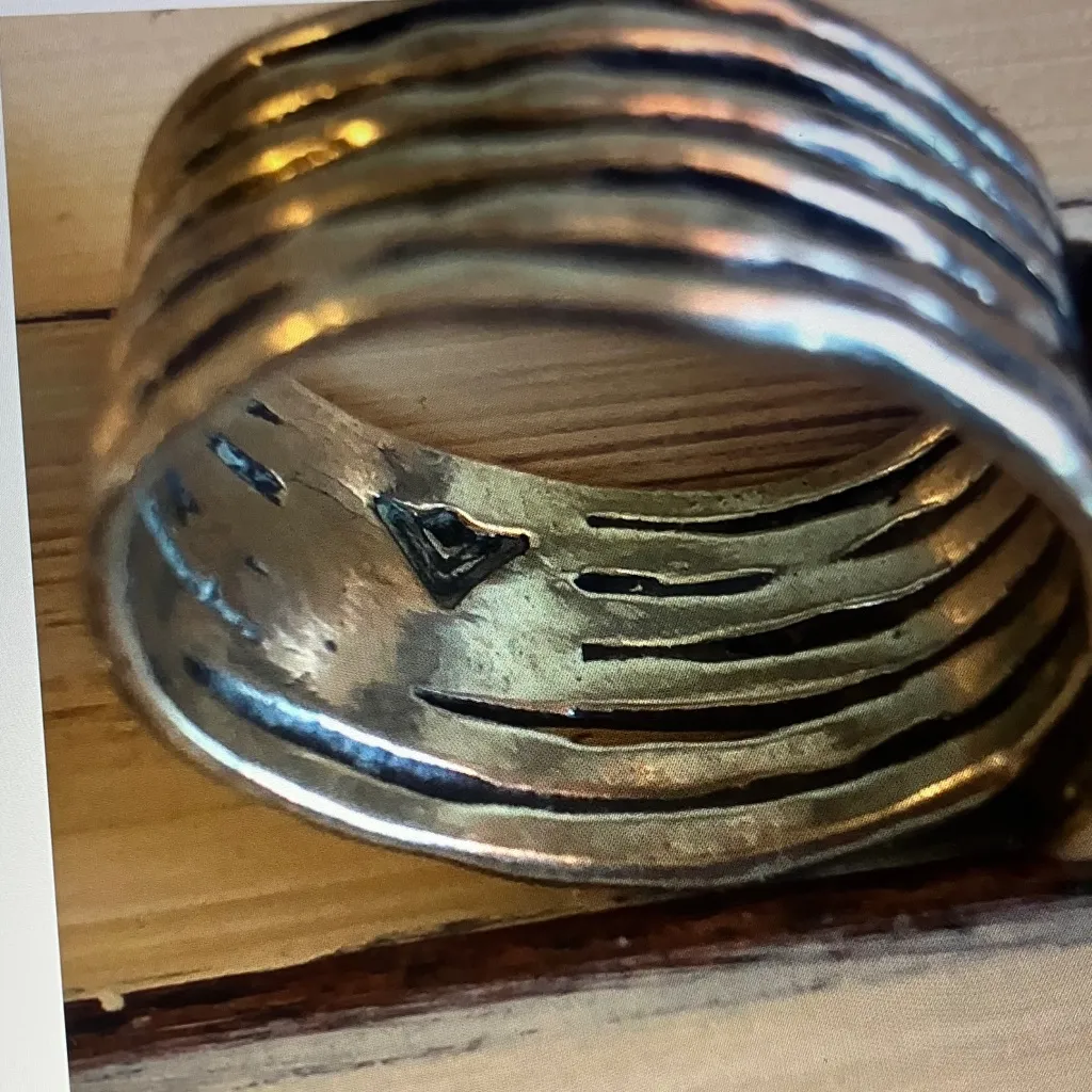 Silpada Green Gemstone Silver Ring - Image 2