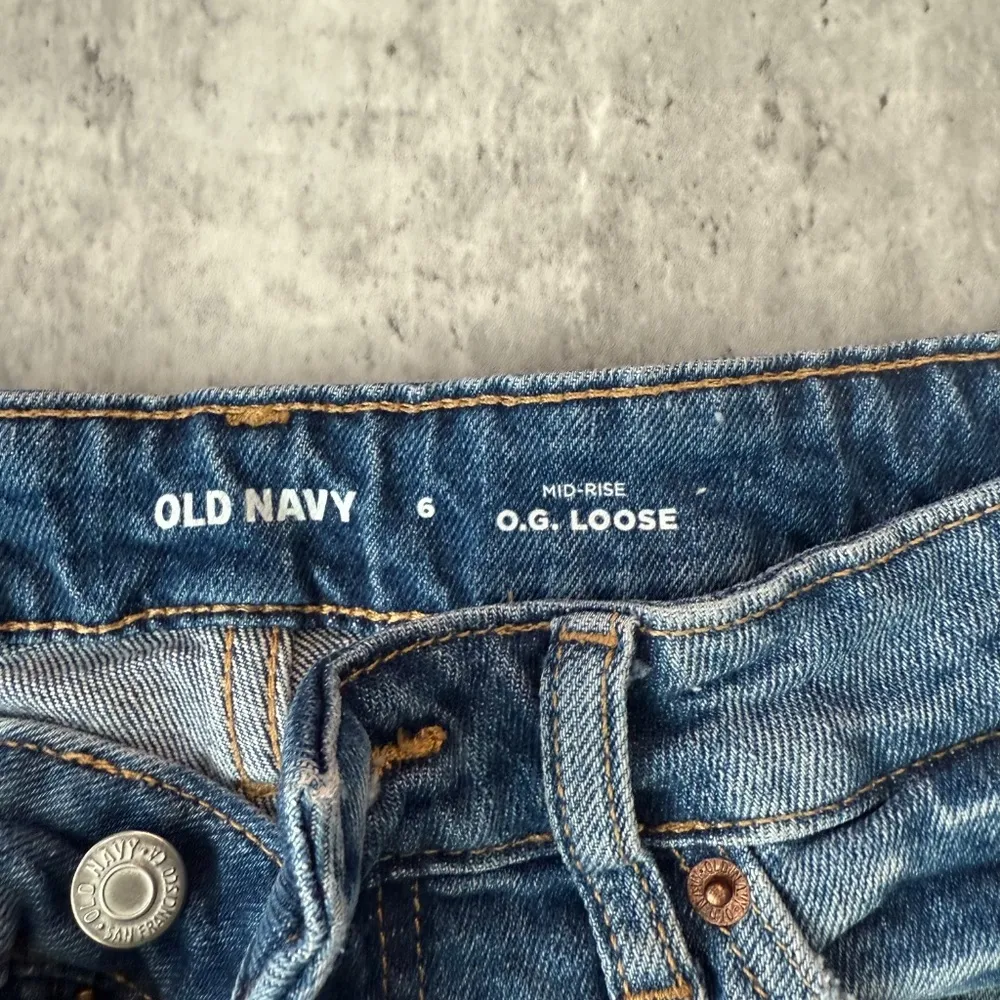 mid rise denim shorts blue jean cutoffs distressed medium wash womens 6 - Image 2