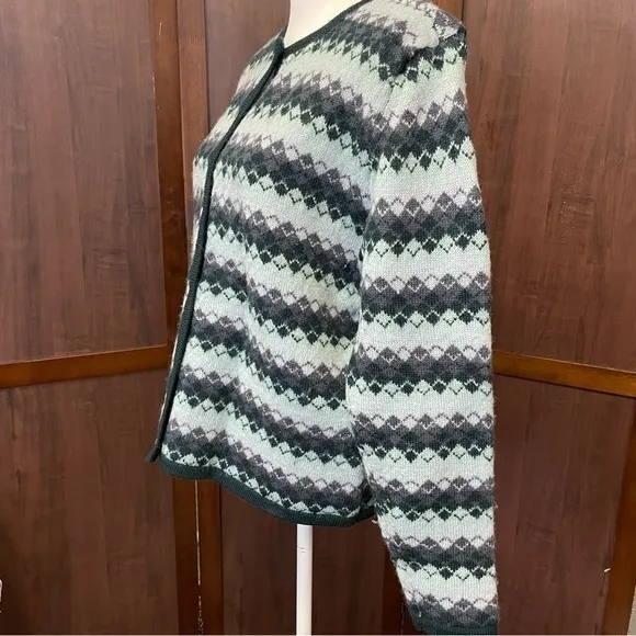 Vintage Karen Scott Pure Wool Fair‎ Isle Cardigan Sweater Large - Image 3