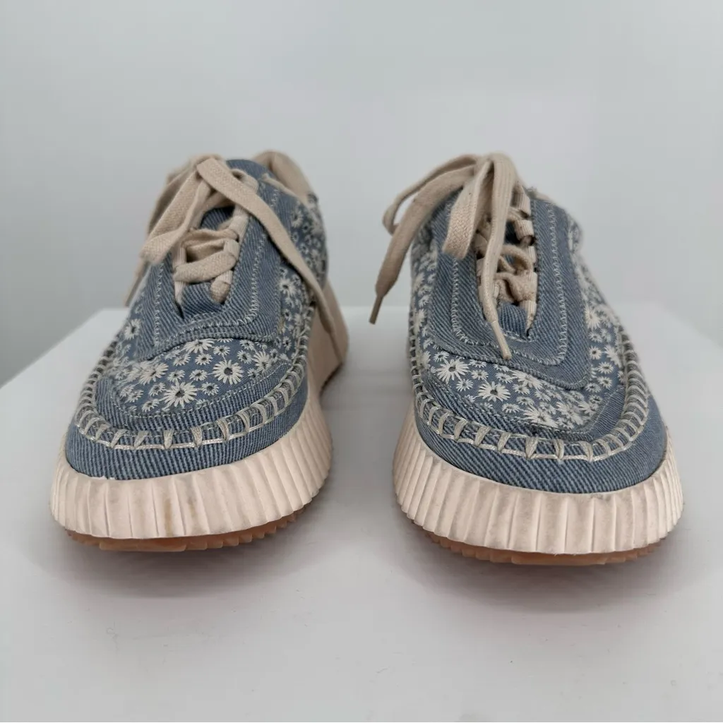 Dolce Vita Dolen Blue Cream Floral Lace Up Platform Sneakers size 6.5 - Image 3