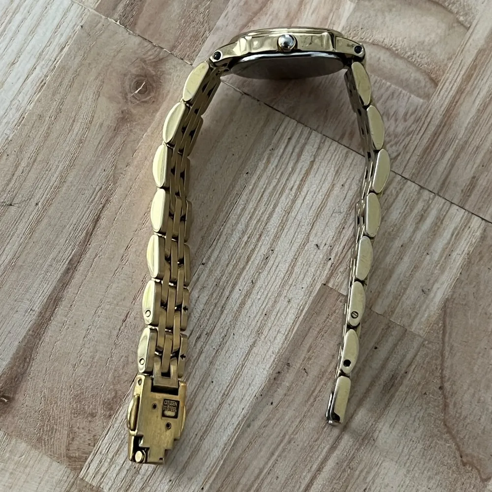 Citizen Eco-Drive Solar Ladies Watch Gold Tone Bracelet Black Dial - Image 6