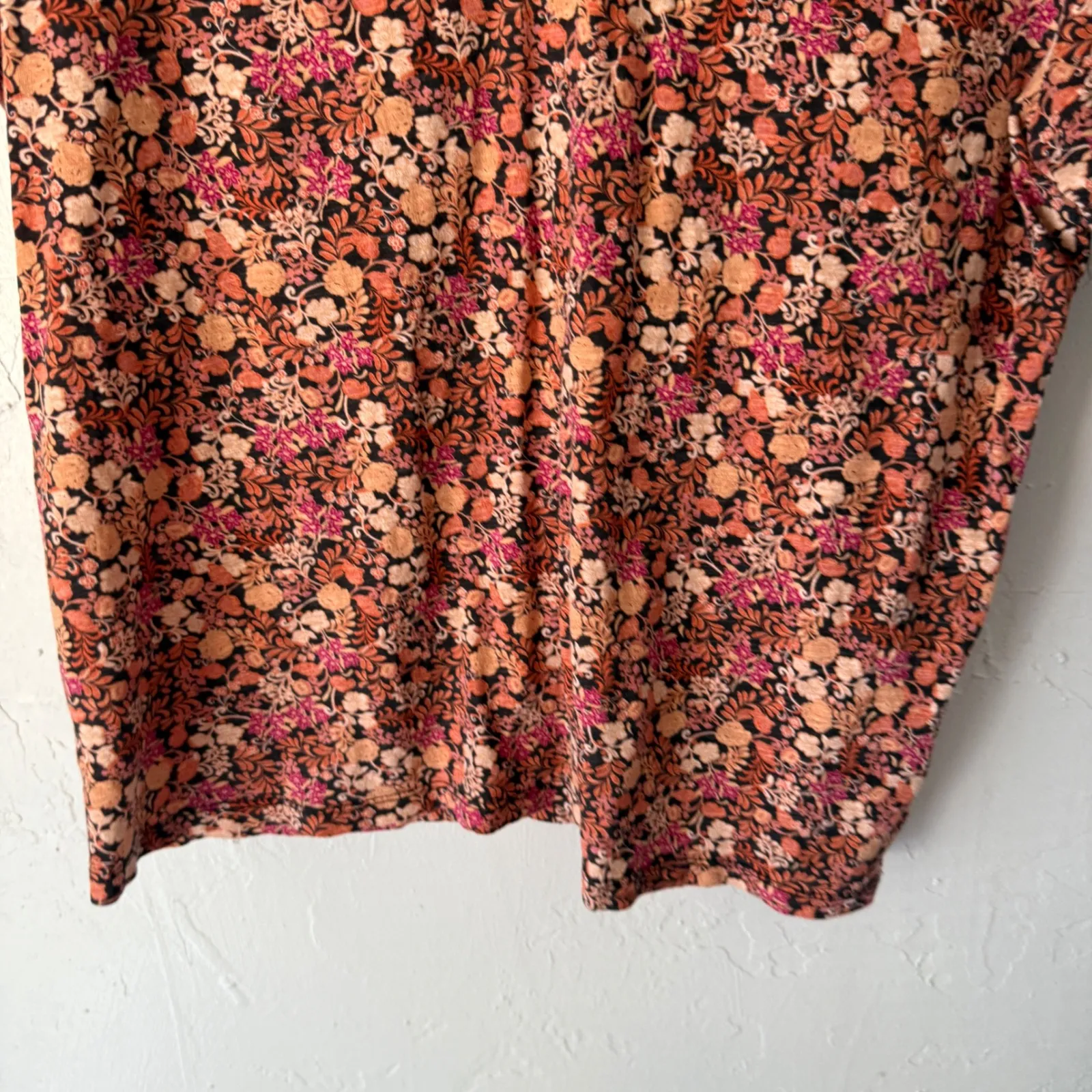Old Navy Vintage Y2k Floral Print V Neck Top Medium Orange Pink‎ Flowers - Image 3