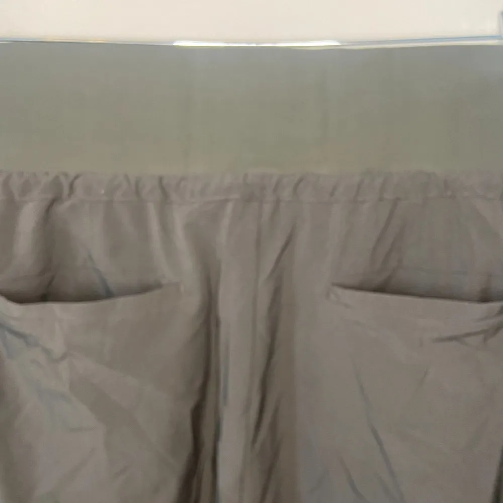 Athleta Army Green Cargo Utility Joggers Size 14 - Image 9