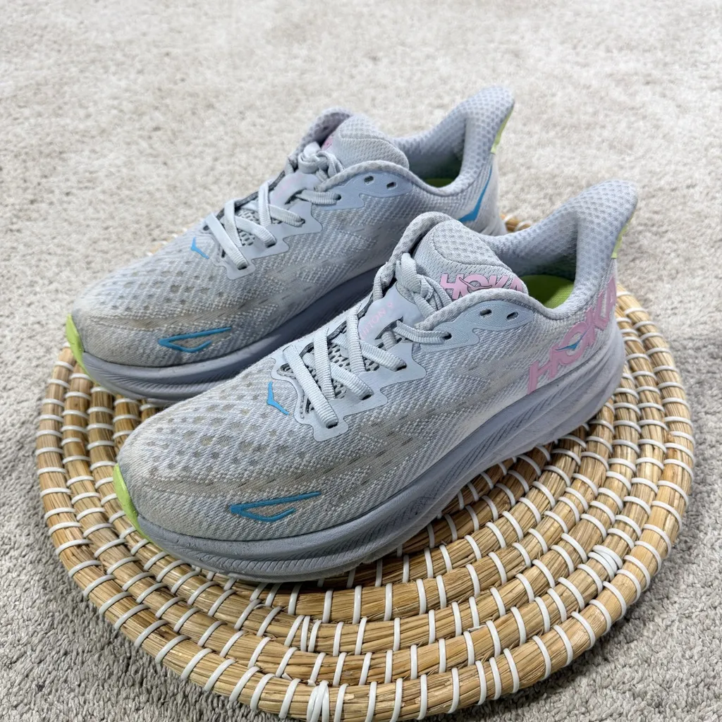 Hoka One One Women’s Clifton 9 Sneakers Shoes Running in Gull Sea Ice 7B Gray Size undefined - Image 2