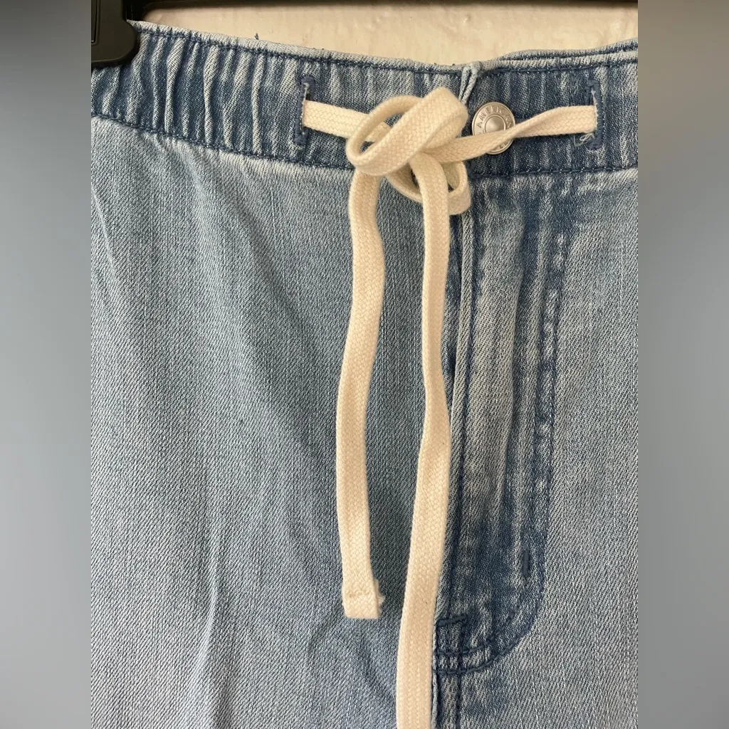 AE Stretch Low-Rise Ultra Wide-Leg Light Wash Pull-On Jean, Elastic Waist; XL - Image 2