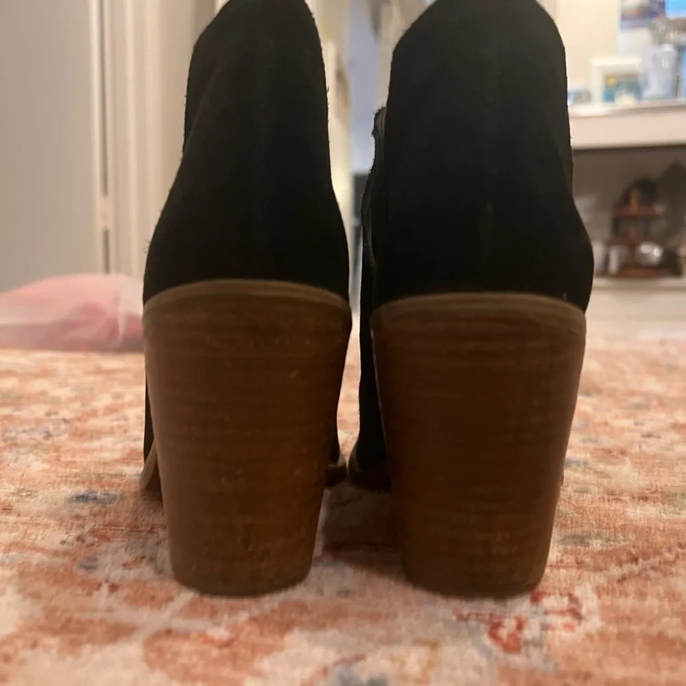 Steve Madden booties - Image 3