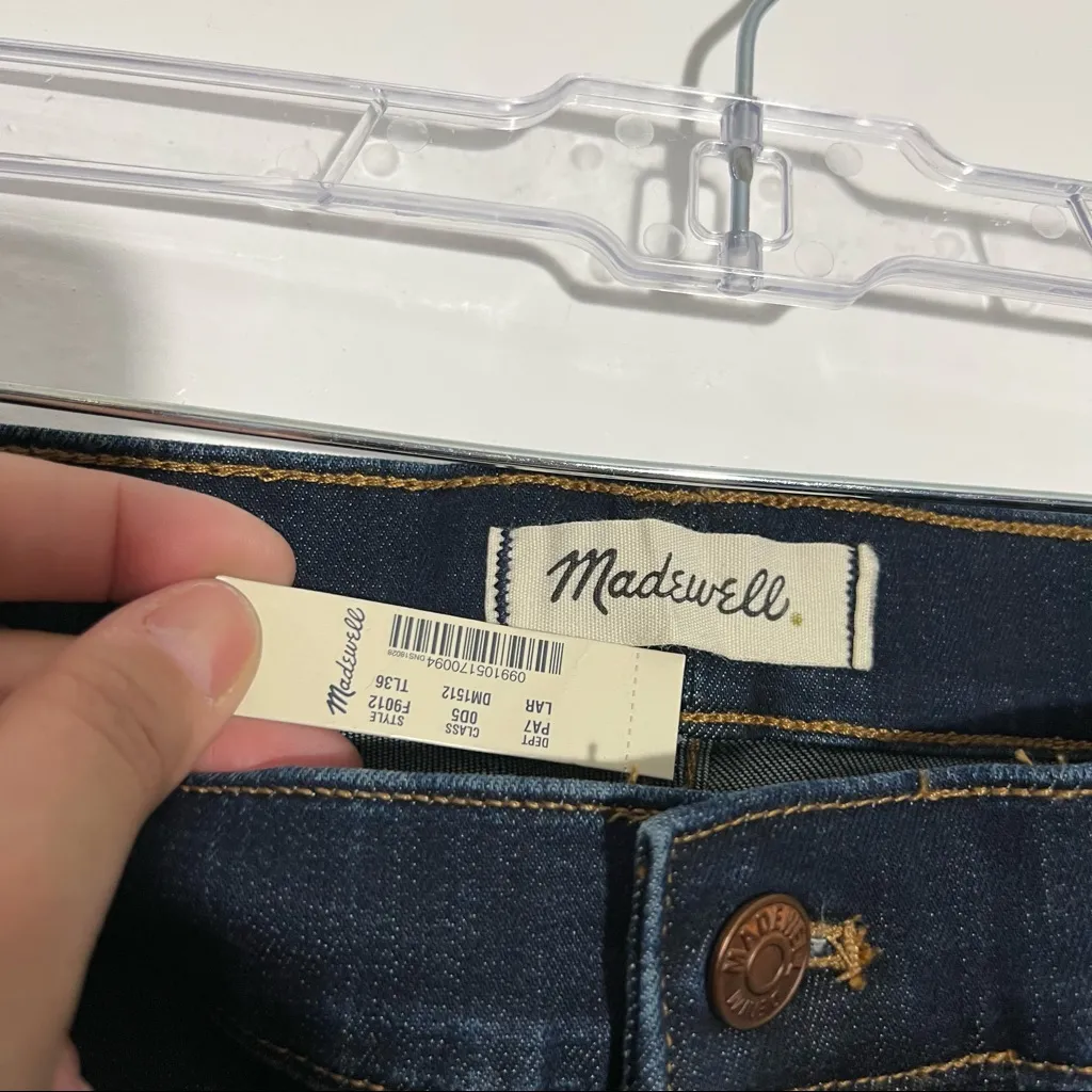 Madewell 9" Mid-Rise‎ Skinny Jeans in Larkspur Wash 36 Taller (22) - Image 6