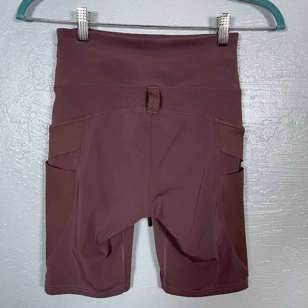 Lululemon Women 4 Dark Oxide Purple Cargo Super-High-Rise Hiking Short 8" Gorp - Image 5