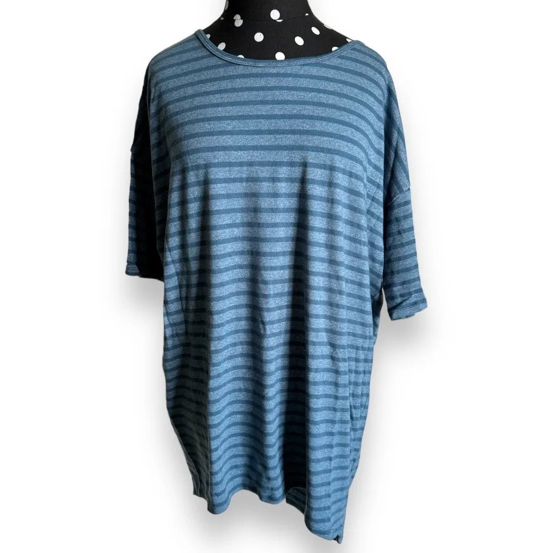 LuLaRoe‎ Womens Top XS Blue Stripe Irma Tunic Knit Shirt Hi Low Short Sleeve - Image 4