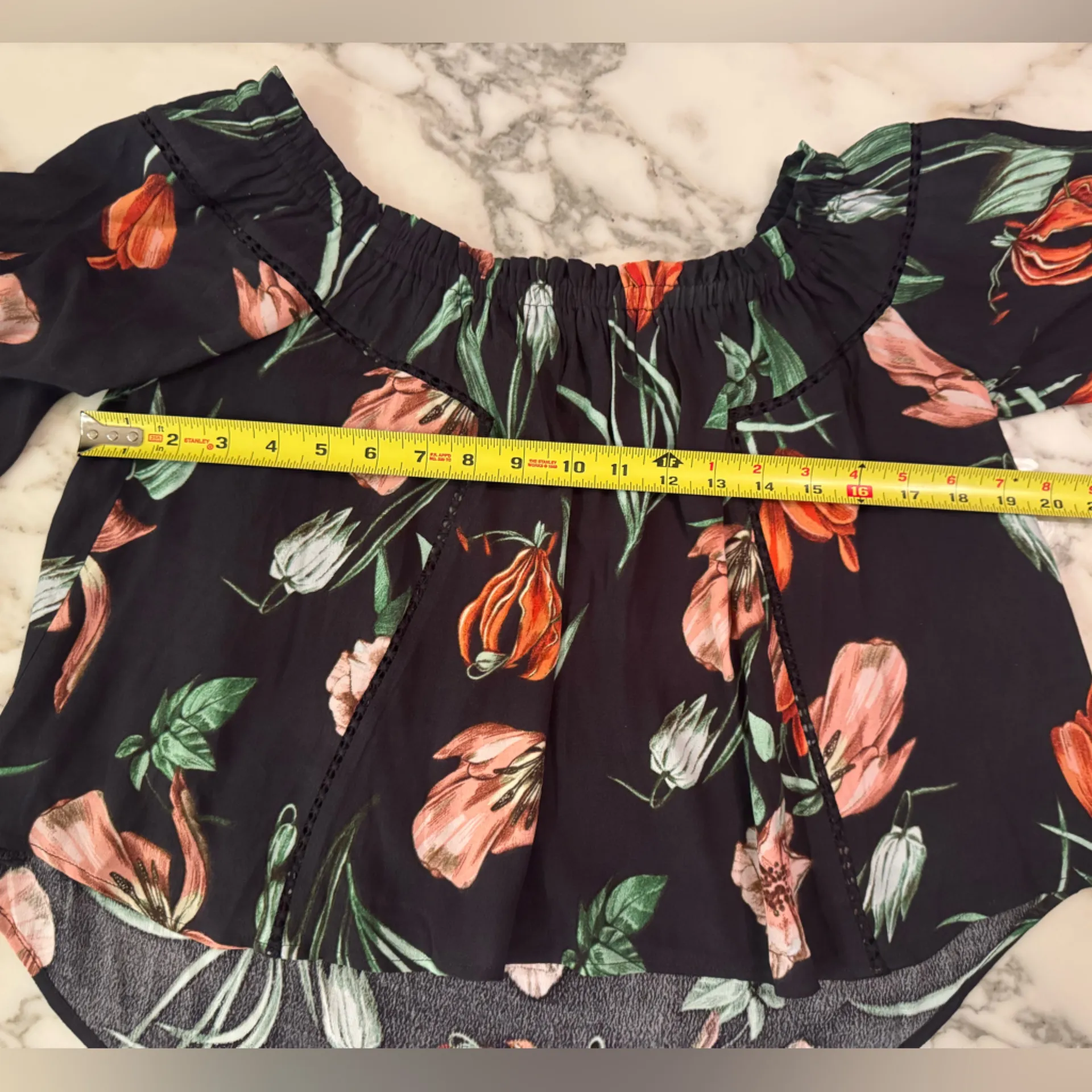 EUC Astr Black Floral Off-Shoulder Blouse Sz S - Image 4