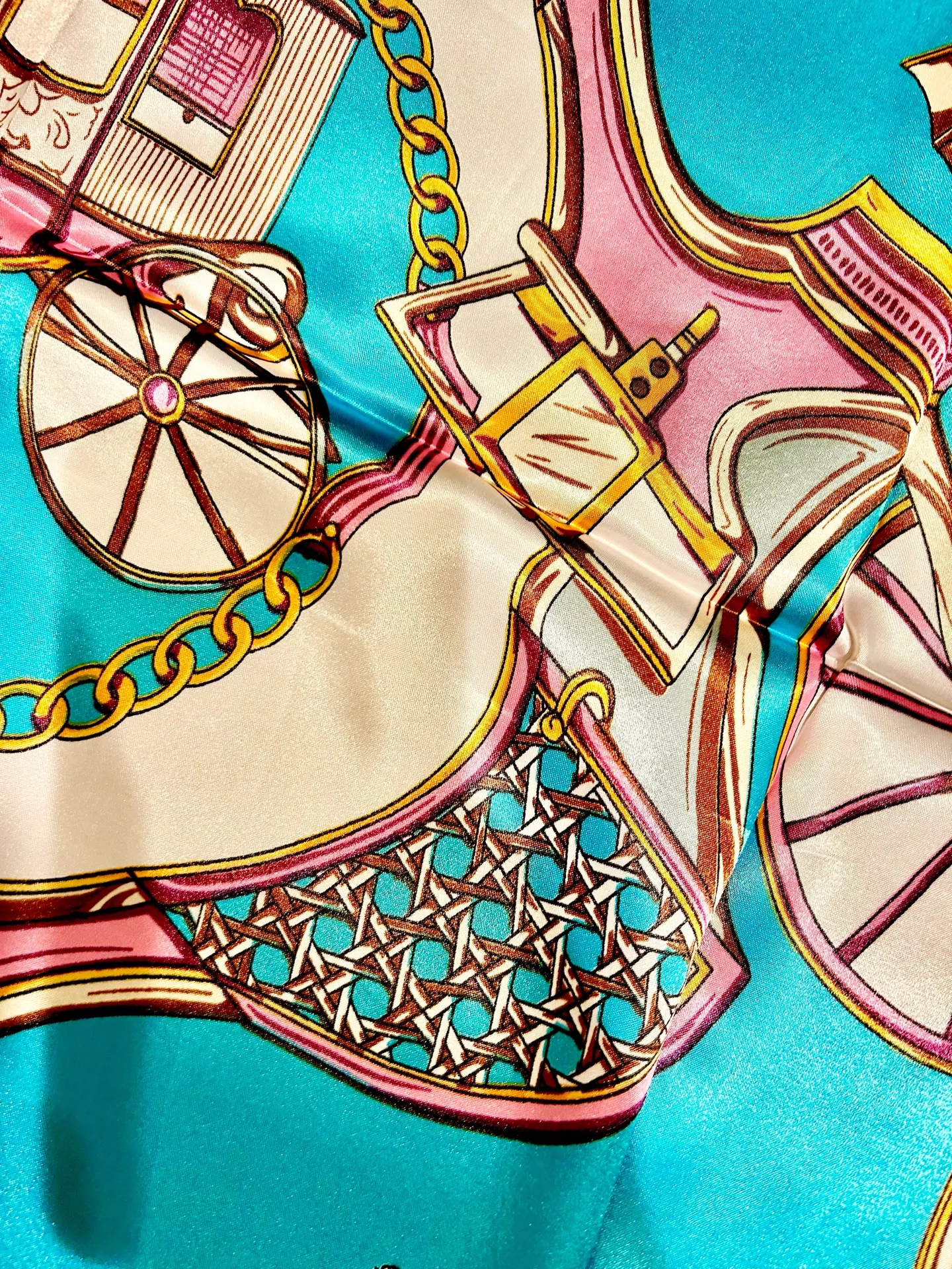 VTG Royal Regal Carriage Print turquoise/PINK oversized square Silky Scarf 35/35 Blue - Image 8