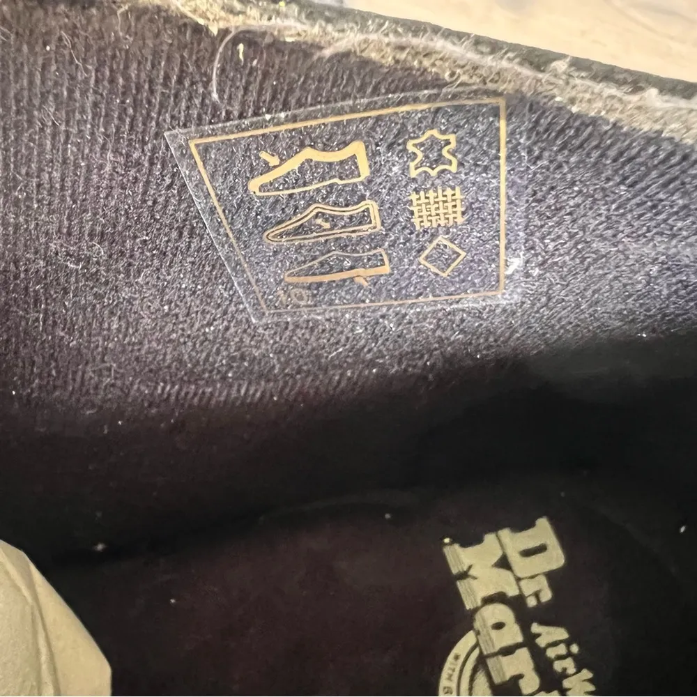 Dr. Martens Sussex Bear Track Unisex Service Boot Size 7 or 8 #B1255A - Image 13