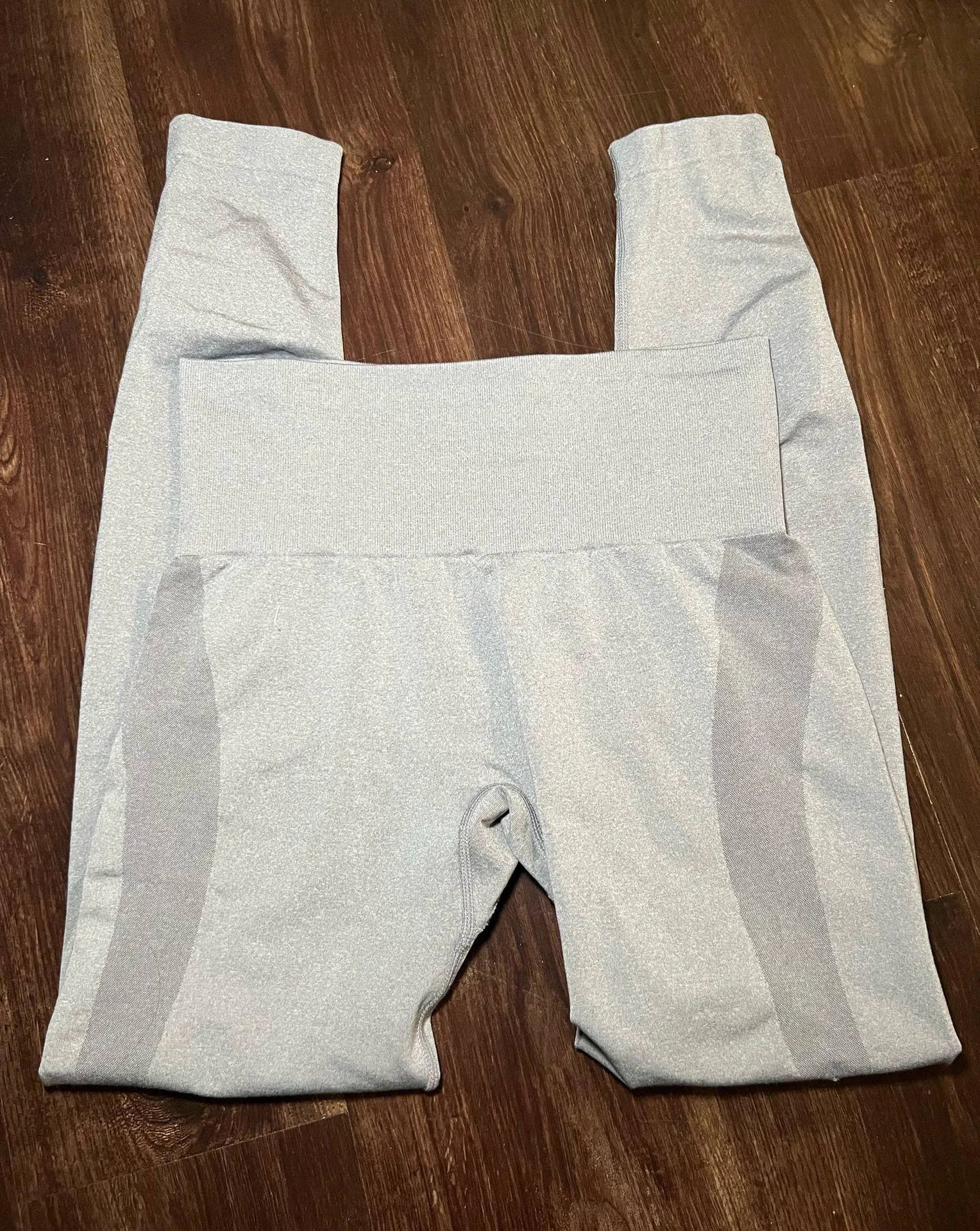 NVGTN Grey  leggings size Small  - Image 4