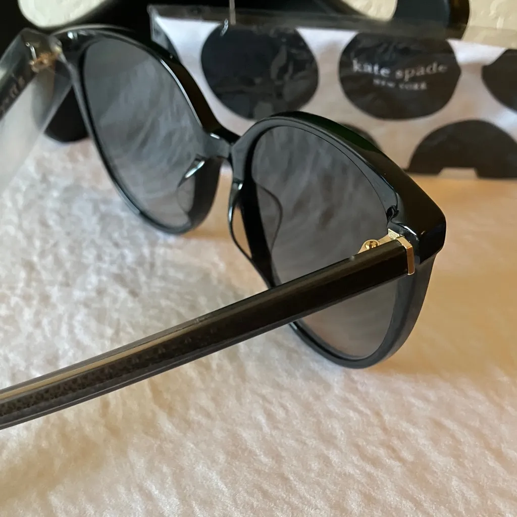 Kate Spade: Black Kimberlyn Cat Eye Sunglasses- Case & Cleaning Cloth - Image 7