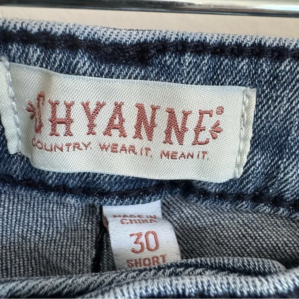 Shyanne Size 30 Distressed Patches Flare Cotton Blend Western Style Jeans - Image 6